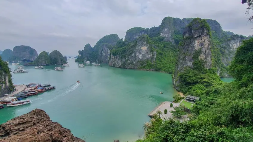 Travel to Halong Bay with our Vietnam tour packages