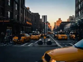 7-Day New York, Washington DC, Boston, 3 Top Universities Tour from New York | 14-Guest Mercedes