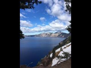 Crater Lake, Oregon Crater Lake, Oregon
