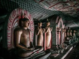 Dambulla Cave Temple