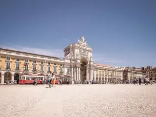 贸易广场 (Praca do Comercio)