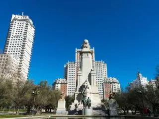 2–8日游 -【西葡阳光之旅】巴塞罗那地中海风情+瓦伦西亚海滨城市+格拉纳达阿尔罕布拉宫+塞维利亚弗拉门戈+里斯本大航海古城+托莱多世界遗产+马德里王宫(马德里出发,周一团) 2–8日游 -【西葡阳光之旅】巴塞罗那地中海风情+瓦伦西亚海滨城市+格拉纳达阿尔罕布拉宫+塞维利亚弗拉门戈+里斯本大航海古城+托莱多世界遗产+马德里王宫(马德里出发,周一团)