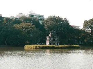 Hoan Kiem Lake