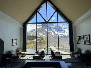 Stay Overnight on the Icefield