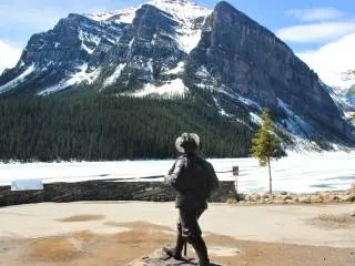 5-Day Canadian Rockies Round Trip: Maligne Lake, Columbia Icefield & Lake Louise from Vancouver (Incl. Breakfast)
