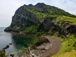 6日游 - 【自然探索丨现代都市丨探寻古迹丨品质酒店】韩国首尔-济州岛（首尔出发，含首尔/济州岛往返机票）