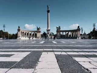 Heroes Square