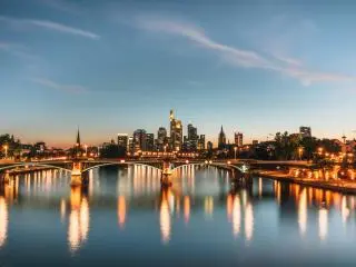 2-7 Day Frankfurt, Amsterdam, Brussels,  Paris, Luxembourg Western Europe Flexible from Frankfurt  in English