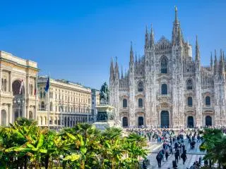 2-7 Day Flexible Europe Tour: Paris, Lucerne, Milan, Venice, R...