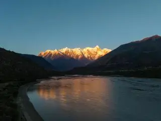 Namcha Barwa Peak (viewing point)