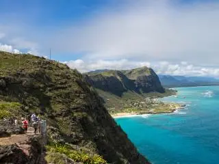 欧胡岛本地生活深度体验半日游｜马卡普乌灯塔步道+Leonard's葡式甜甜圈+卡卡阿寇艺术街区+唐吉诃德超市（waikiki区域酒店接送）