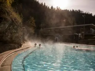 1-Day Kootenay National Park Tour from Calgary...