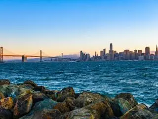 5-Day 17 Miles, Big Sur, Monterey, San Francisco, Stanford, Yosemite National Park Tour from Los Angeles with Airport Transfers