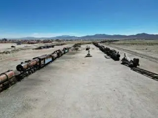 3-Day Uyuni Salt Flat Tour with Uyuni airport transfer - Dry Season