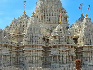 2-Day BAPS Swaminarayan Akshardham and  American Dream Tour from Boston