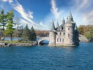 5-Day East Canada Tour from New York