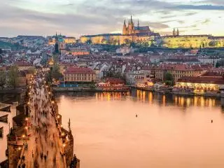 2-7 Day Eastern Europe Flexible Tour: Switzerland, Austria, Liechtenstein, Hungary, Czech from Prague