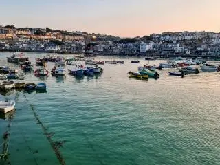 4日游-巴斯巨石阵-天涯海角-侏罗纪海岸线西南-水上伯顿(伦敦出发,冬春线) 4日游-巴斯巨石阵-天涯海角-侏罗纪海岸线西南-水上伯顿(伦敦出发,冬春线)