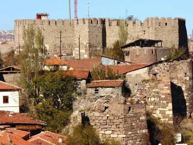 安卡拉城堡 (Ankara Castle)
