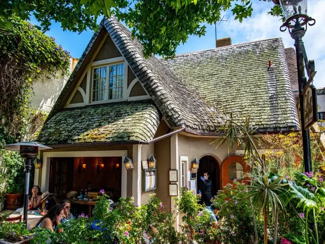 卡梅尔 (Carmel, CA) 卡梅尔 (Carmel, CA)