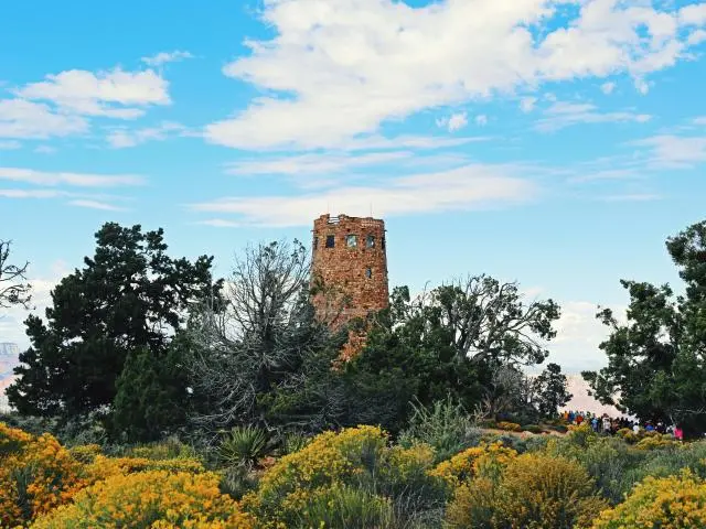 沙漠景观瞭望塔 (Desert View Watchtower)