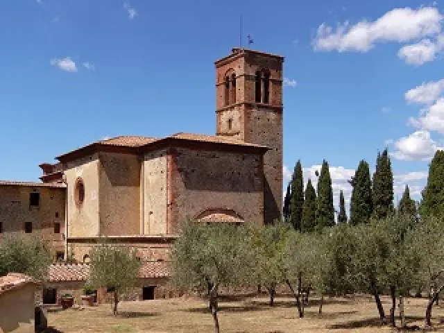 The monastery of Sant'Anna in Camprena