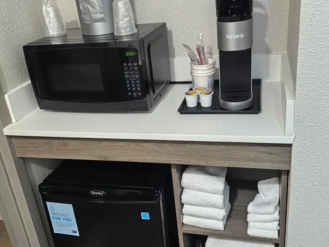 In-room amenities at the 3-star hotel