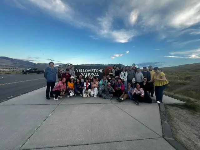 TakeTours travelers on tour, photo 6