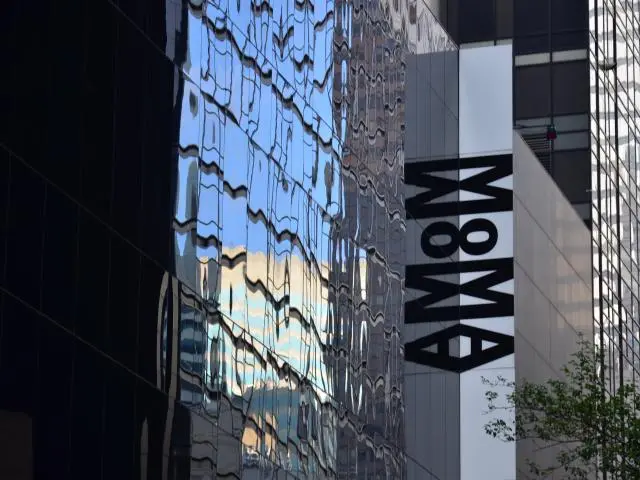 现代艺术博物馆 (Museum of Modern Art)