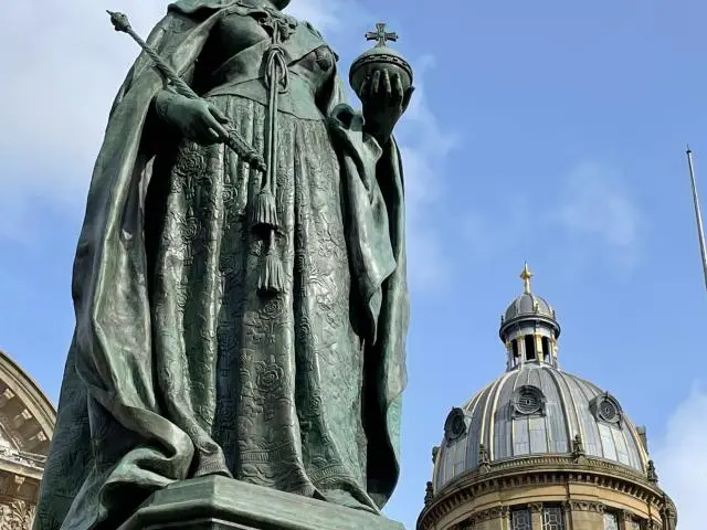 伯明翰市政厅 (Birmingham Town Hall)