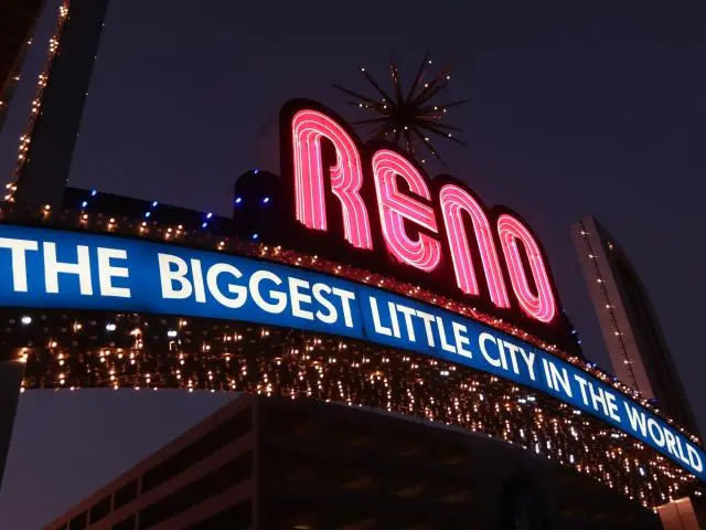 雷诺 (Reno, NV)