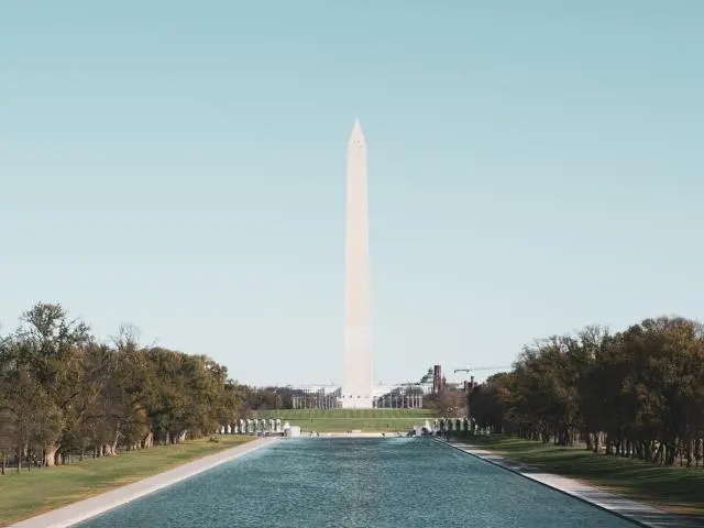 华盛顿纪念碑 (Washington Monument) 华盛顿纪念碑 (Washington Monument)