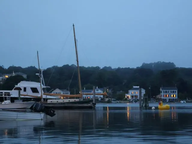 神秘谷 (Mystic, CT)