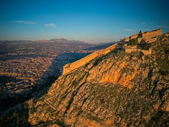 帕拉米帝城堡 (Palamidi Fortress)