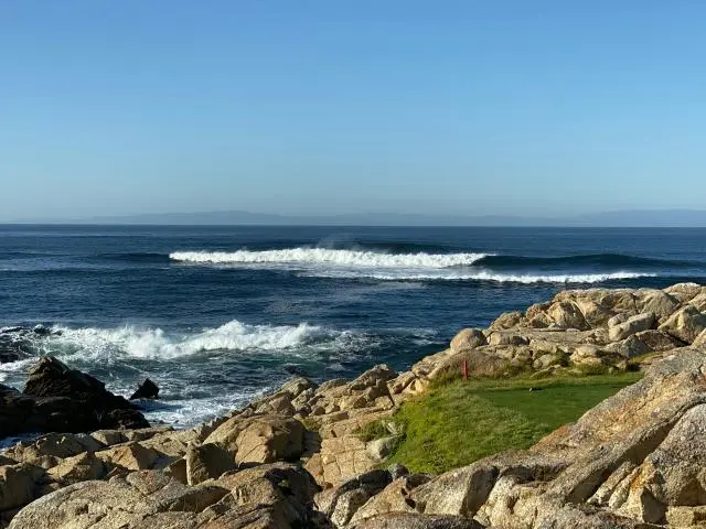 圆石滩 (Pebble Beach) 圆石滩 (Pebble Beach)