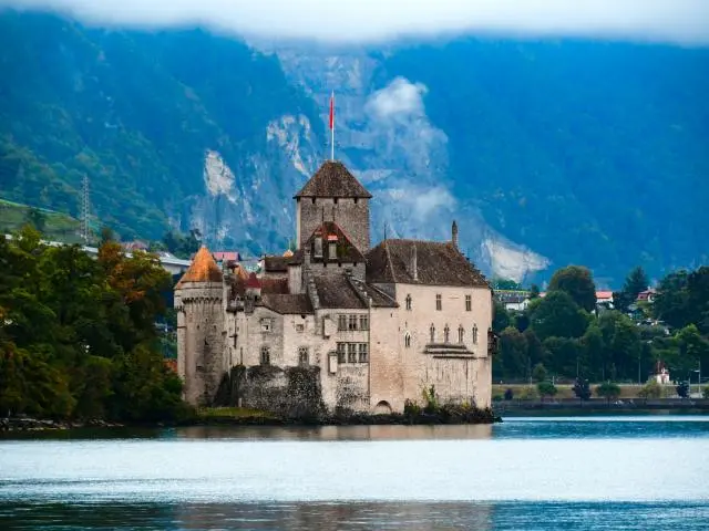 西庸城堡 (Chillon Castle)