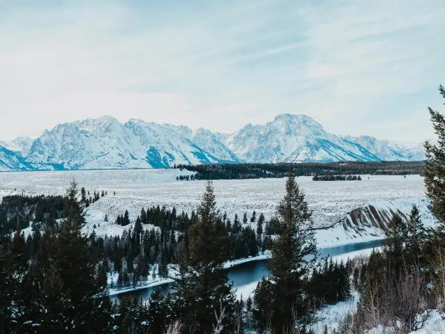 雪王山 (Snow King Mountain)