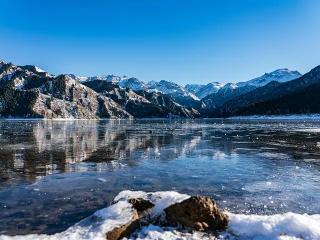 天池 (Heavenly Lake (Tianchi))