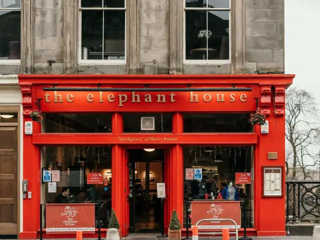 大象咖啡馆 (The Elephant House)