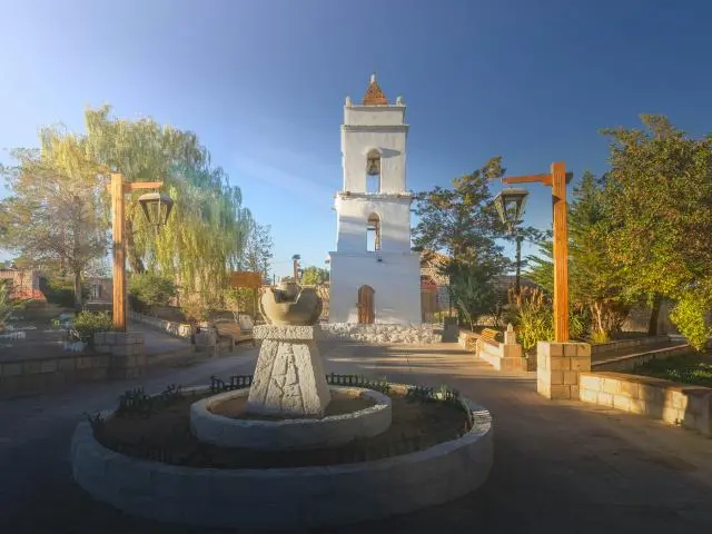 托科瑙村 (Toconao Village)