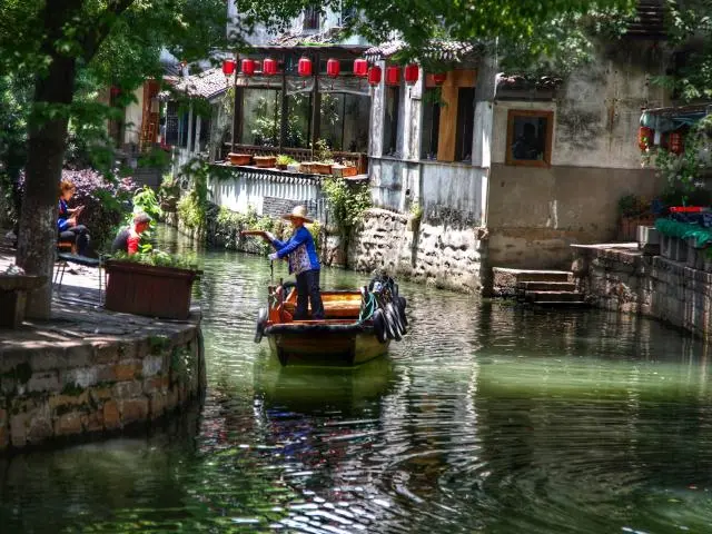 Tongli, CN