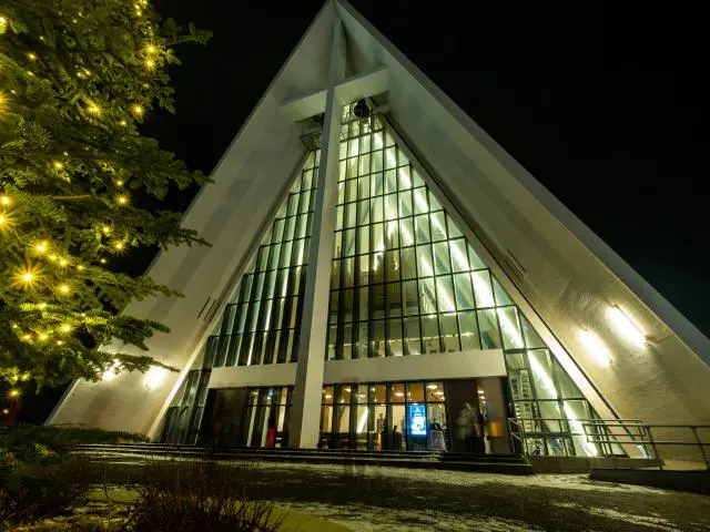 特罗姆瑟大教堂午夜音乐会 (Tromso Cathedral Midnight Concert)