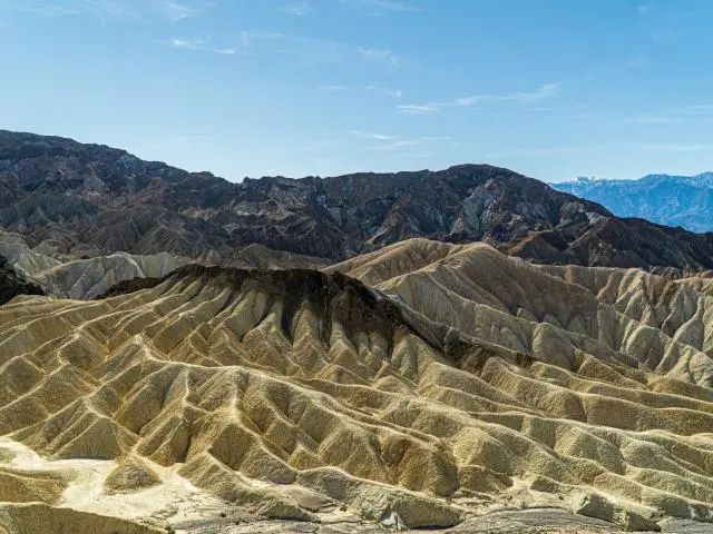 扎布里斯基角 (Zabriskie Point) 扎布里斯基角 (Zabriskie Point)